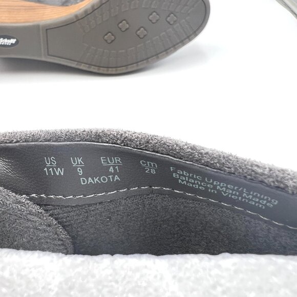 11W 11 WIDE WIDTH Dr Scholls Dakota Gray Microsuede Wedge Ankle Boots Shoes - Picture 13 of 13